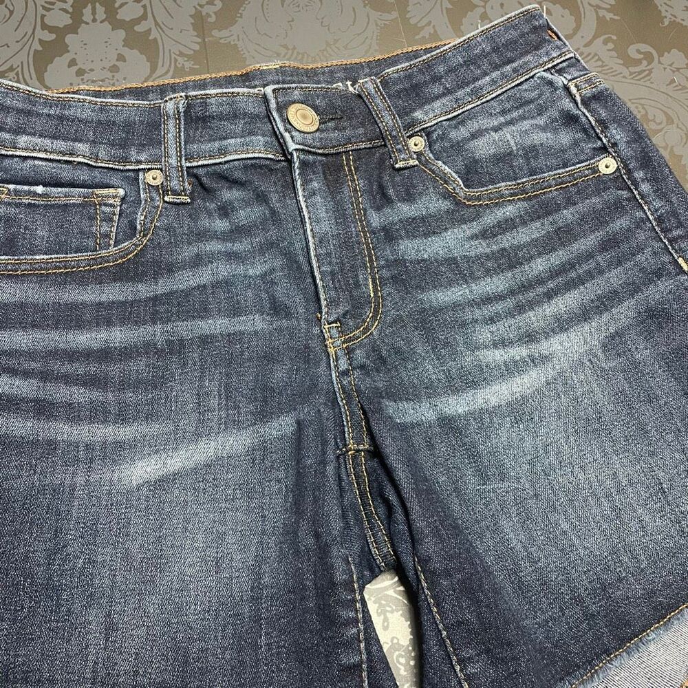 American Eagle Dark Wash Cut-Off Midi Jean Shorts Size 6 - Picture 8 of 9